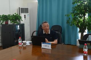 师德师风专题培训讲座 ｜ 研究...